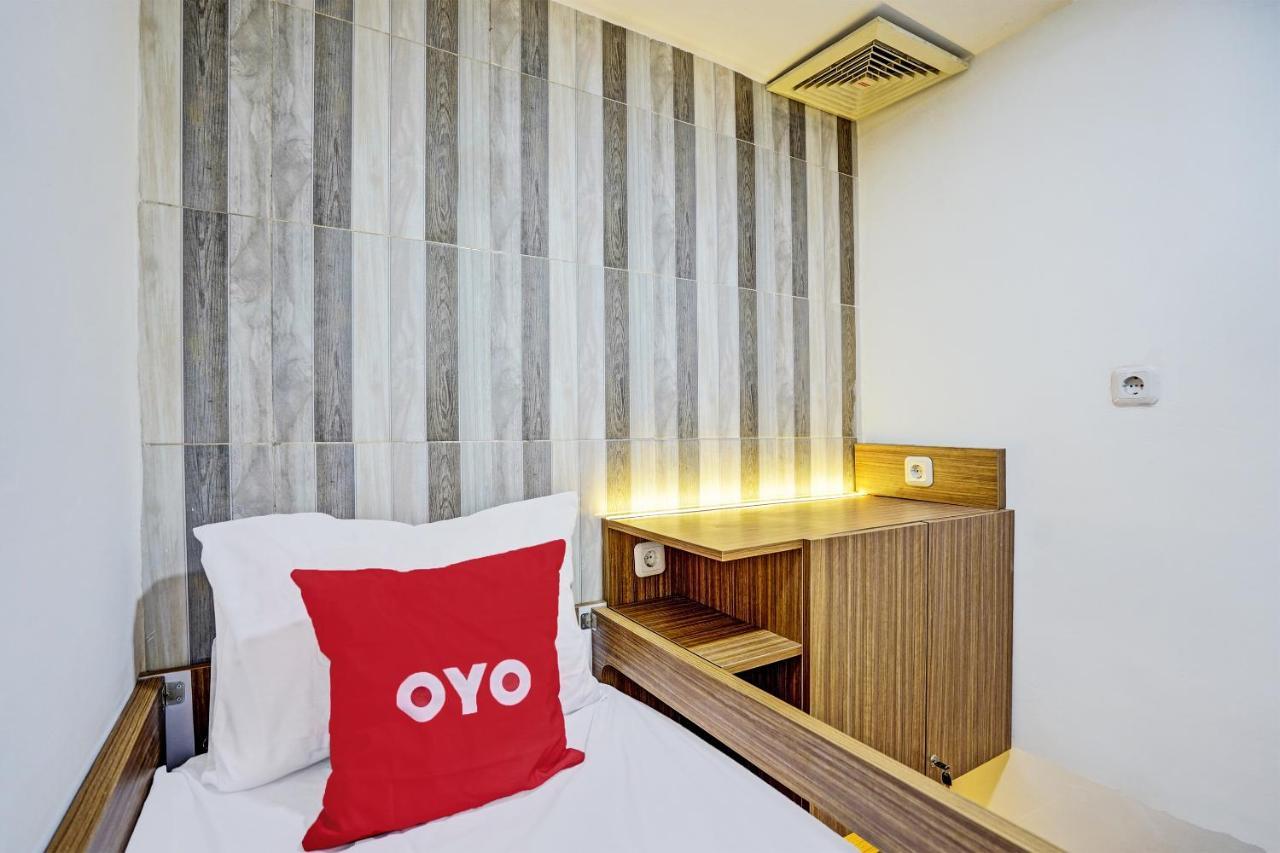 Oyo 92435 Sunlo Cozy Home Family Homestay Syariah Surabaya Exterior foto